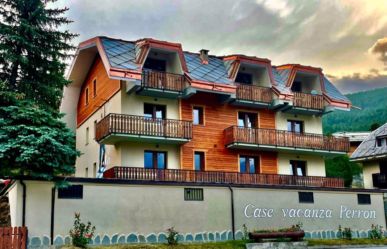 Case Vacanza Perron Oulx Kültér fotó